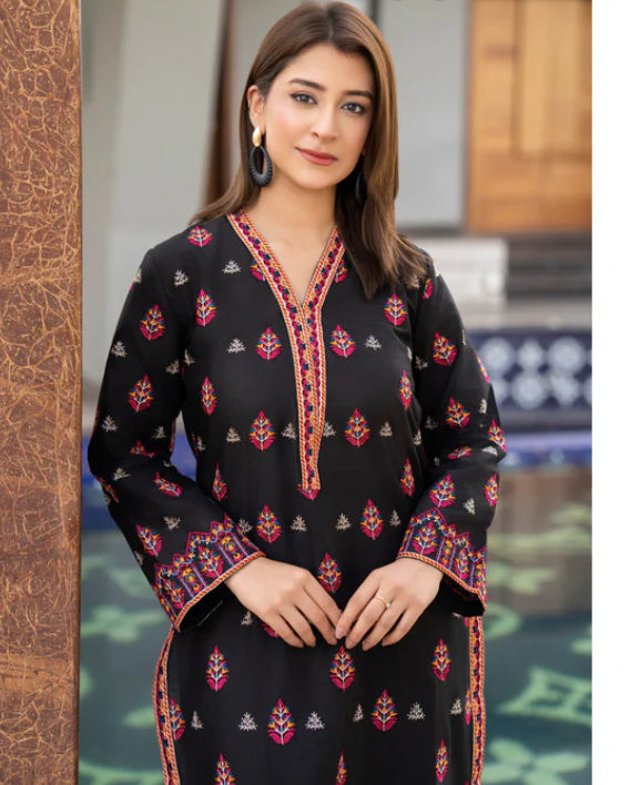 2 Pc Embroidered Lawn Co-Ords Set | Ready to Wear | Umnaa