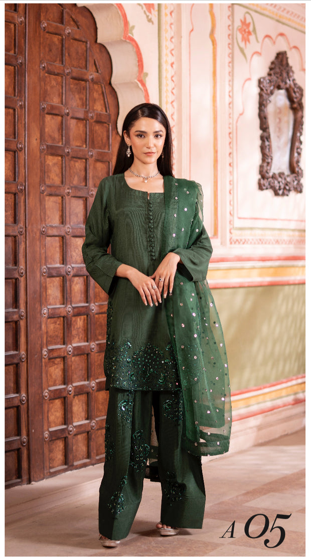 Noor-e-Nazar Luxury Silk Embroidered Collection ~ Ready to Wear ~ Raniya.h