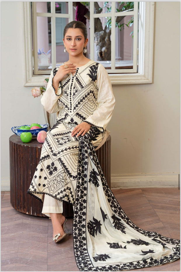 Leher Embroidered Lawn collection ~ Ready to Wear ~ by Raniya.h