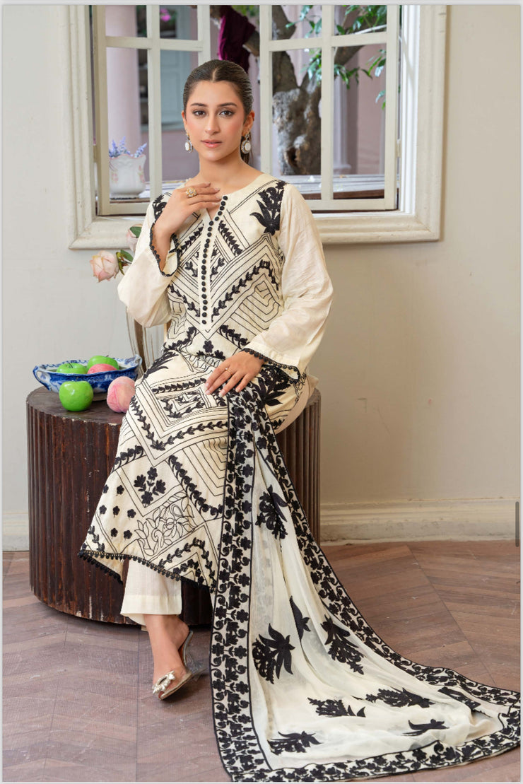Leher Embroidered Lawn collection ~ Ready to Wear ~ by Raniya.h